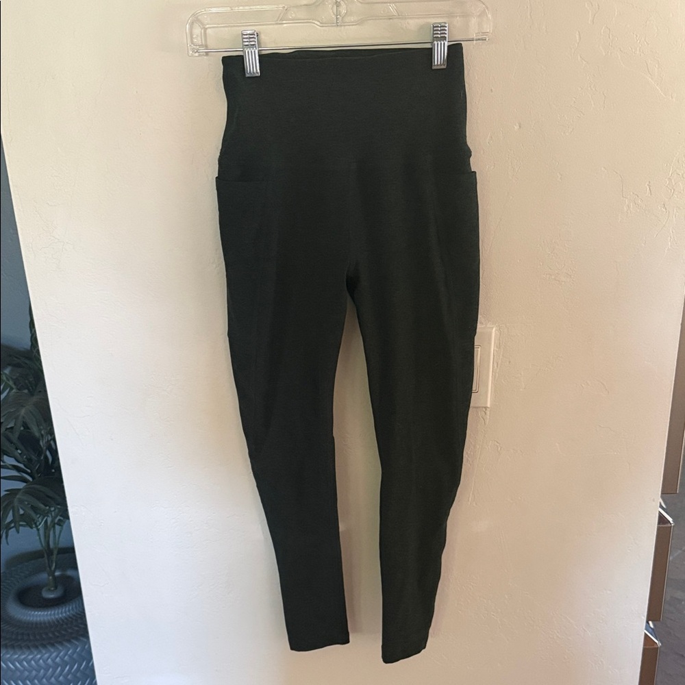 Beyond Yoga High-Waist dark green Leggings